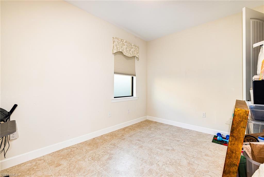 CORKSCREW SHORES - Residential