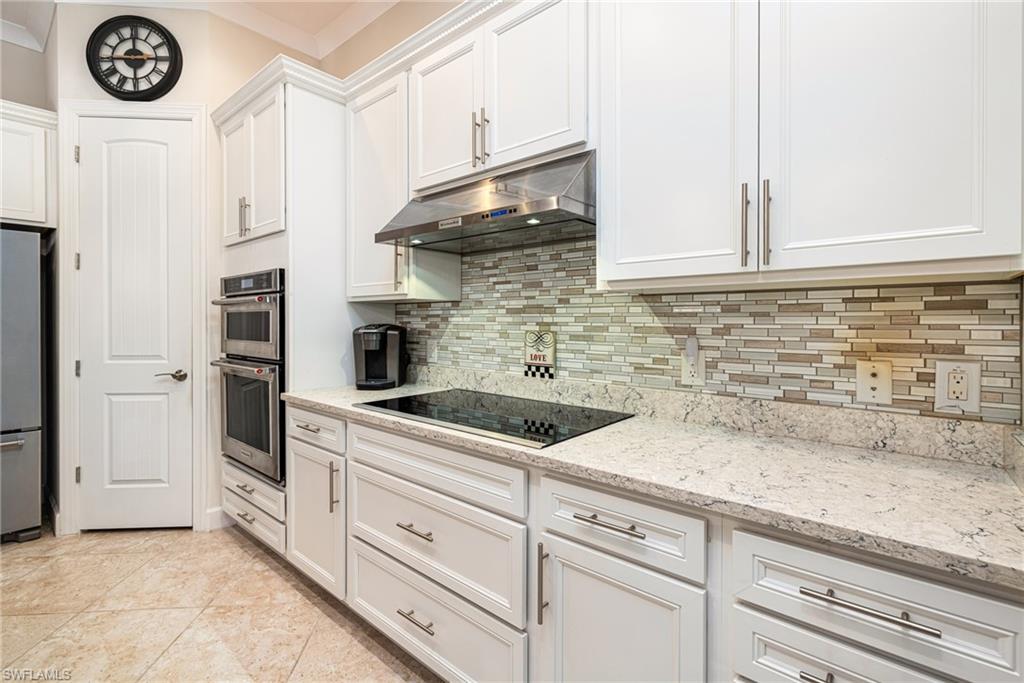 CORKSCREW SHORES - Residential