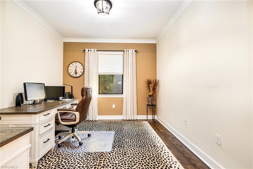 CORKSCREW SHORES - Residential