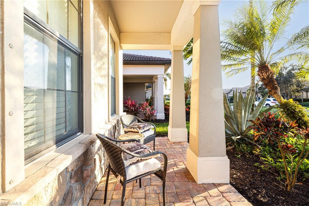 CORKSCREW SHORES - Residential