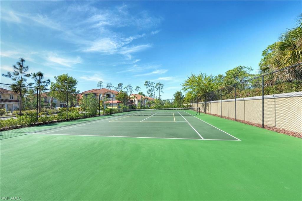 BELLA CASA - Residential Lease