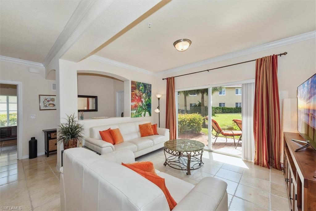 BELLA CASA - Residential Lease