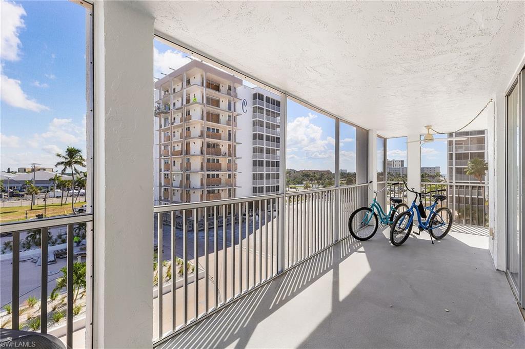 CRECIENTE - Residential