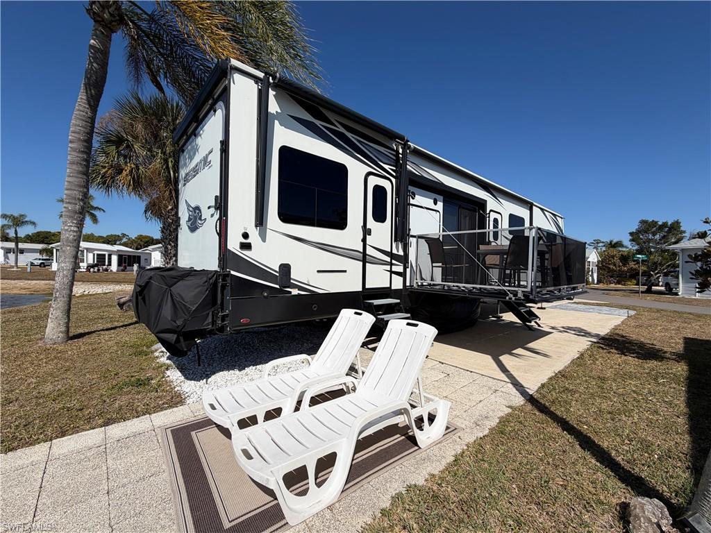 RIVERWOODS PLANTATION - Residential