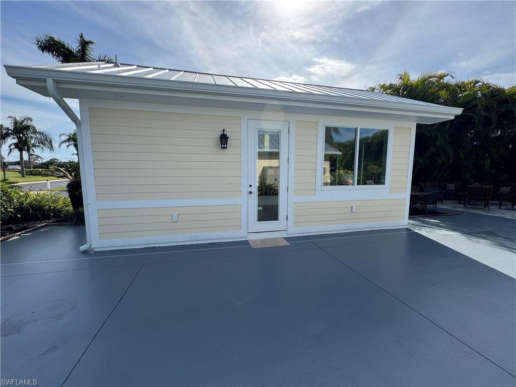 RIVERBEND MOTORCOACH RESORT - Land