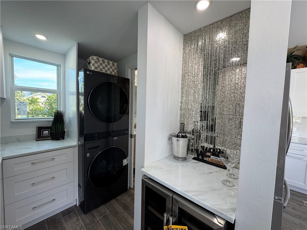 RIVERBEND MOTORCOACH RESORT - Land