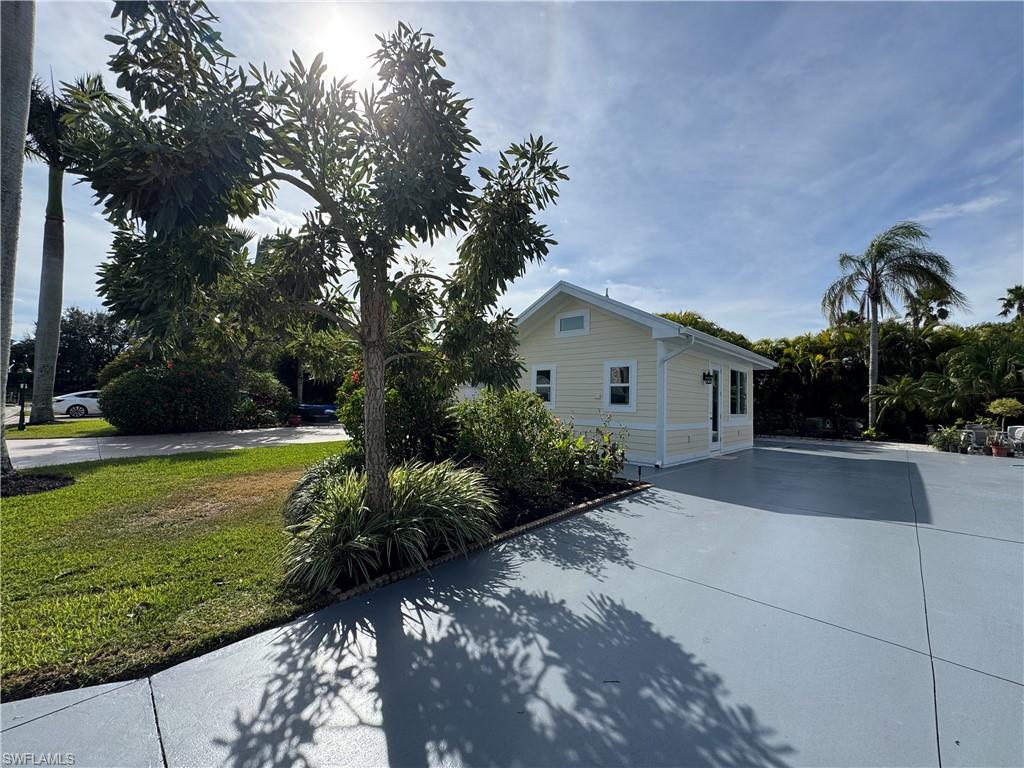 RIVERBEND MOTORCOACH RESORT - Land