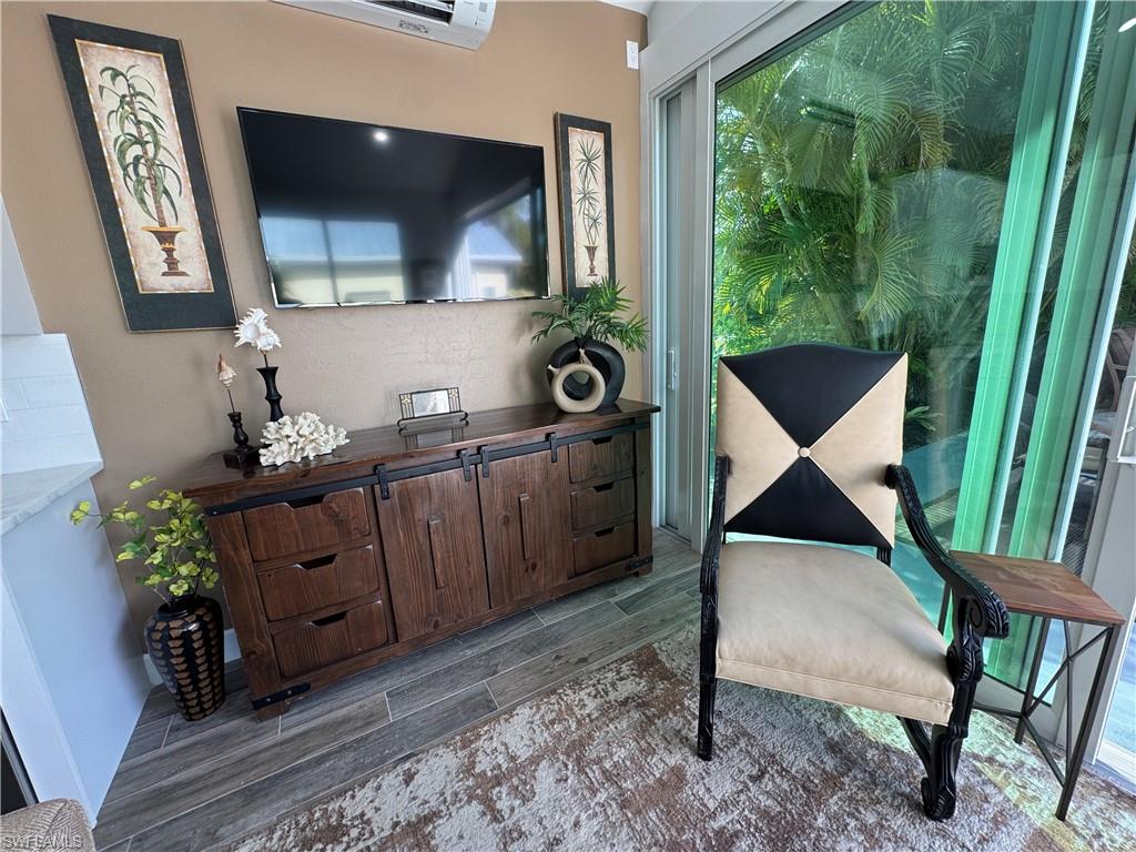 RIVERBEND MOTORCOACH RESORT - Land