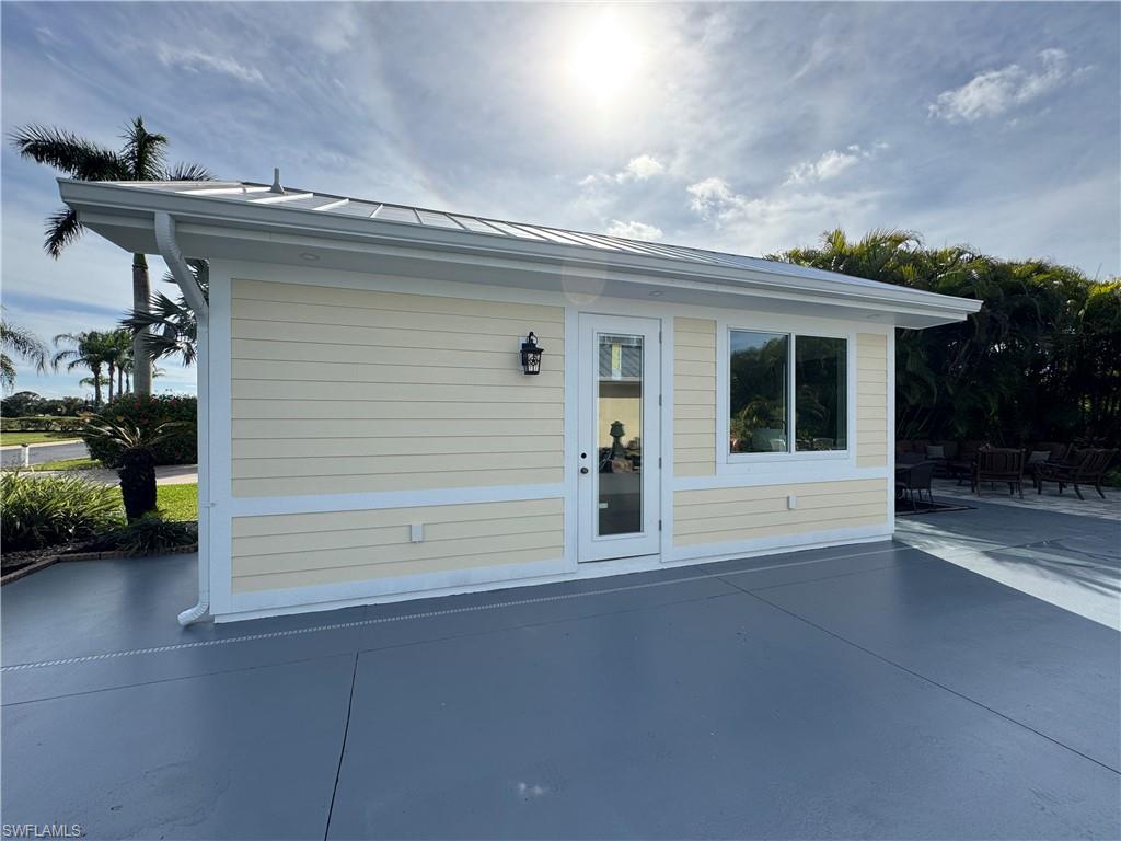 RIVERBEND MOTORCOACH RESORT - Land