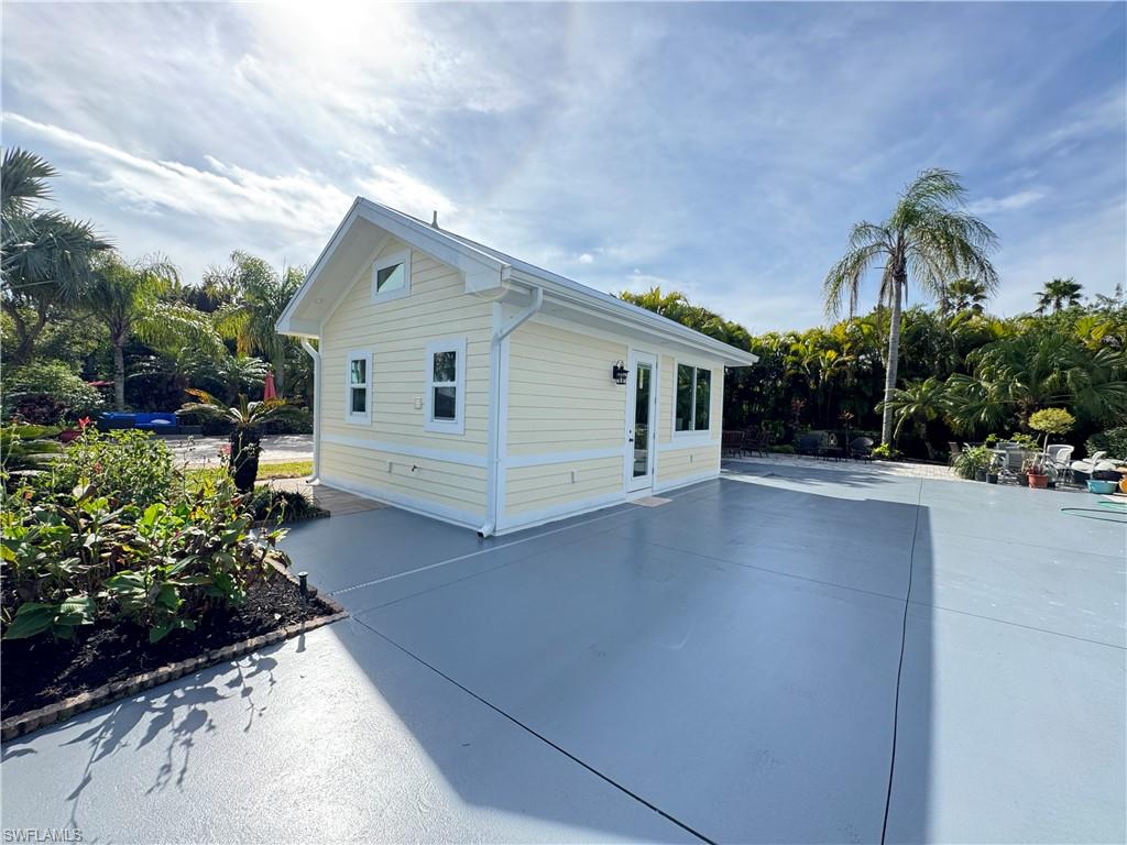 RIVERBEND MOTORCOACH RESORT - Land