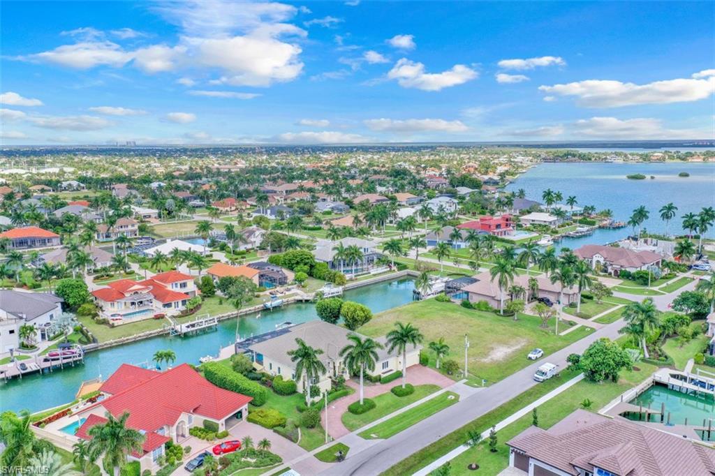 MARCO ISLAND - Residential