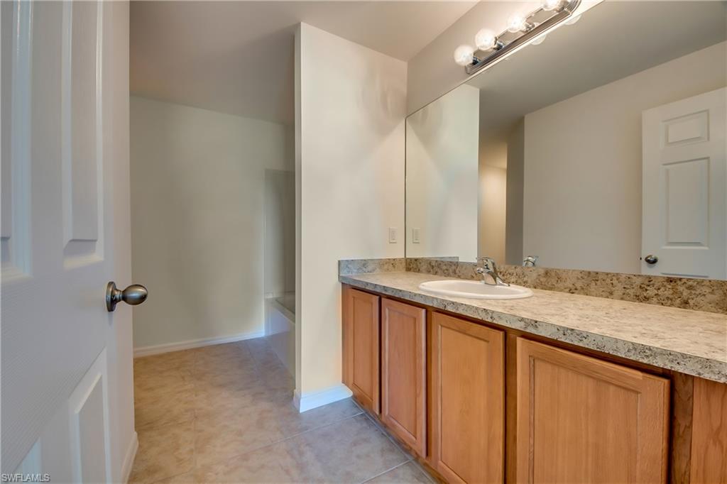 SHADOW LAKES - Residential