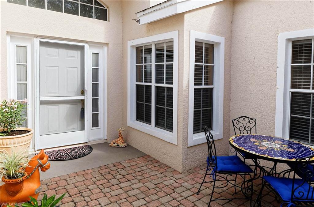 LAKESIDE - Residential