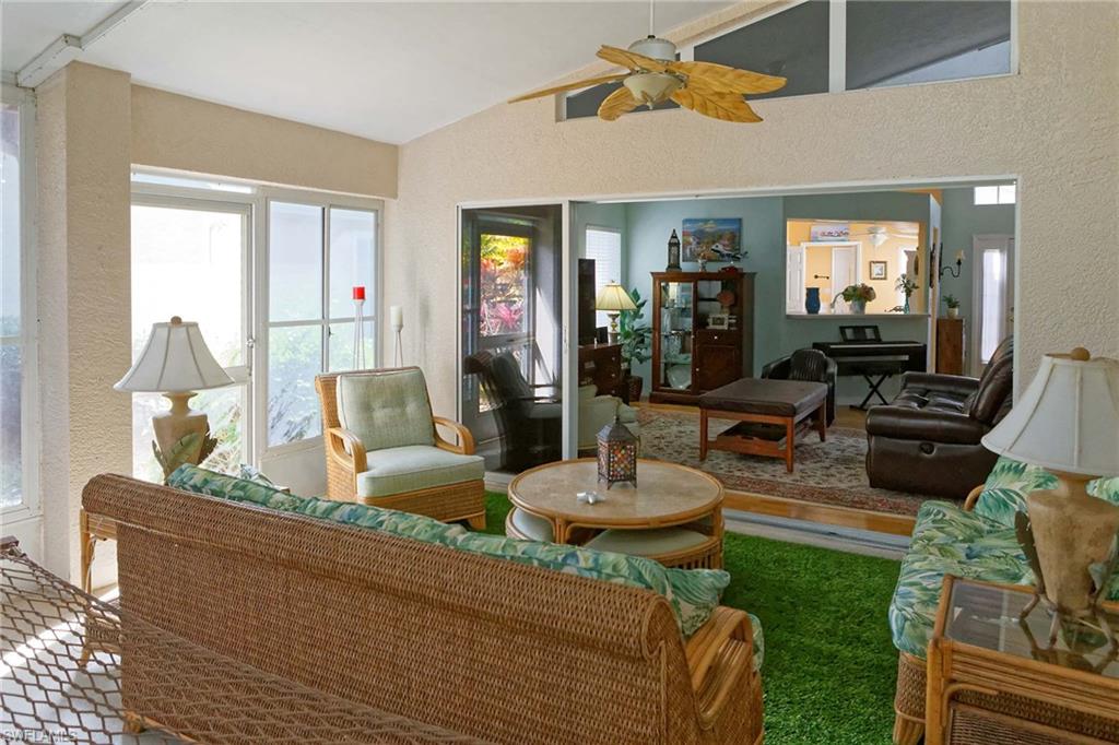 LAKESIDE - Residential