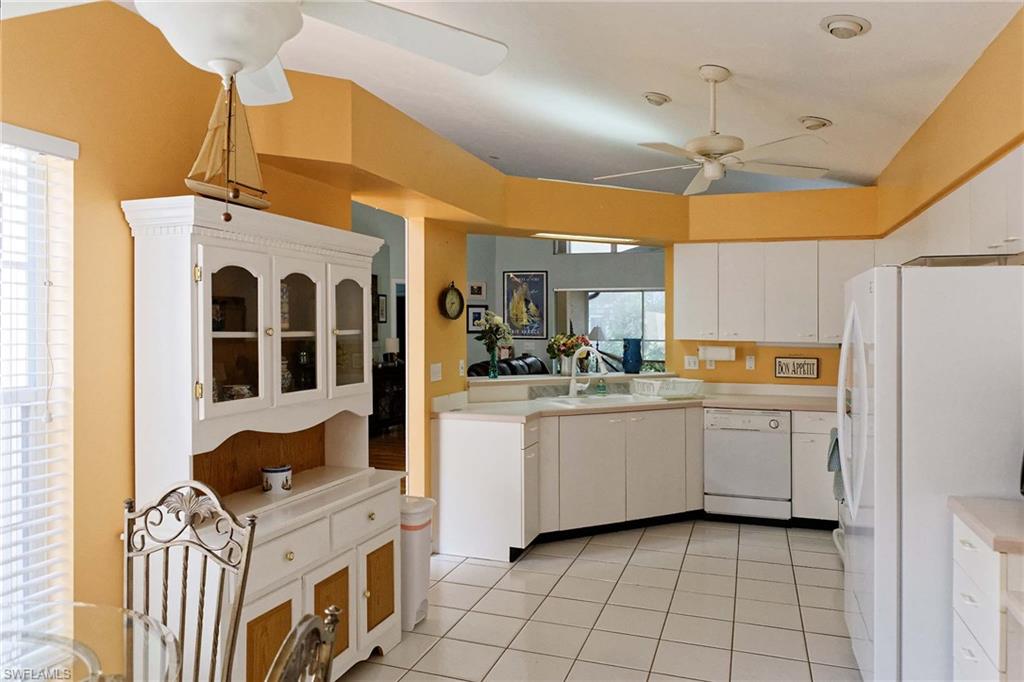 LAKESIDE - Residential