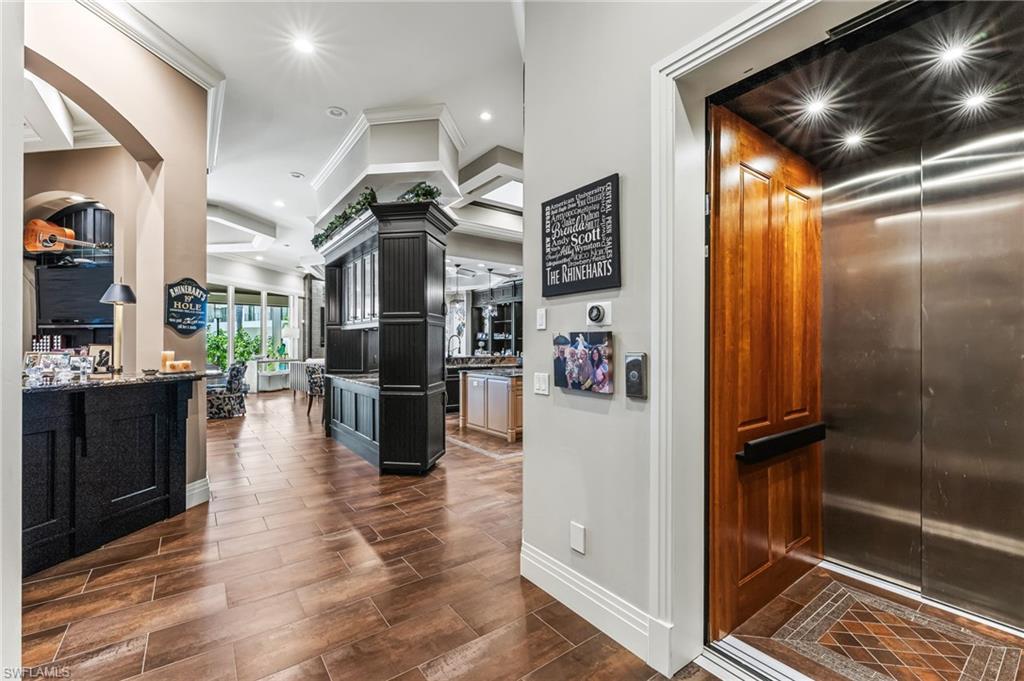 MARCO ISLAND - Residential