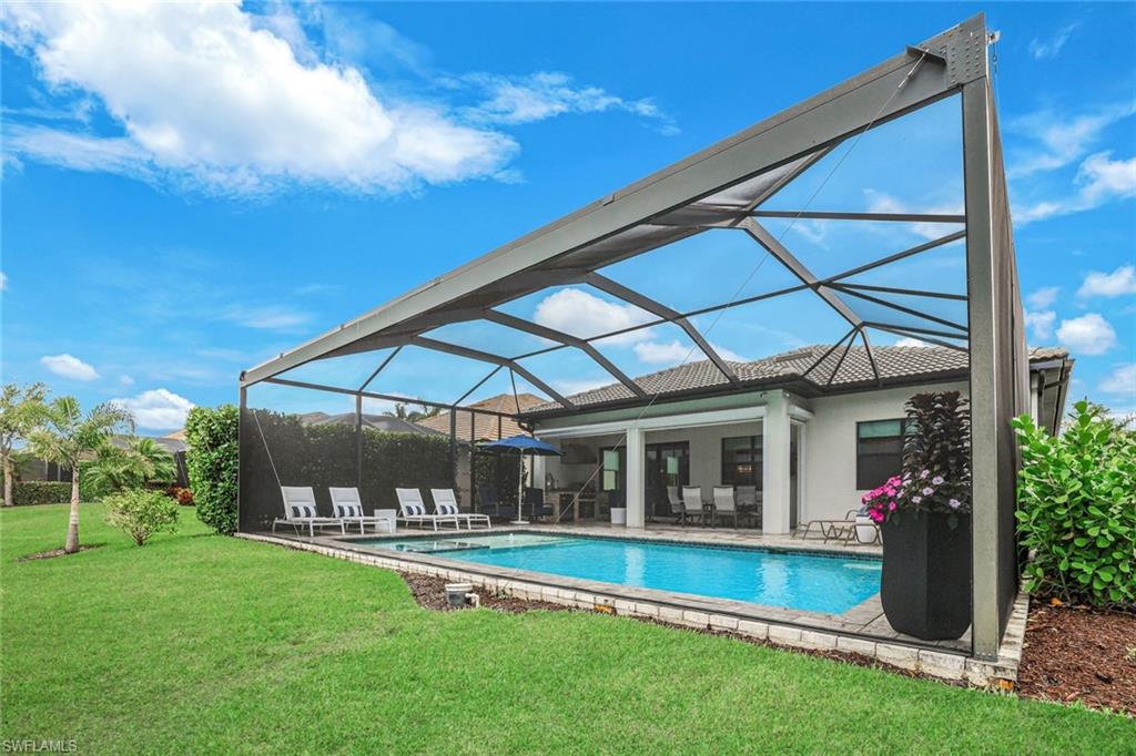 WINDING CYPRESS - Residential