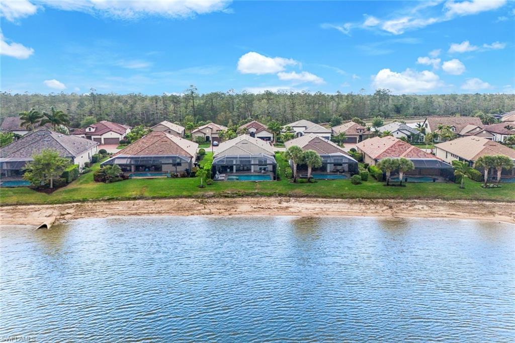 WINDING CYPRESS - Residential