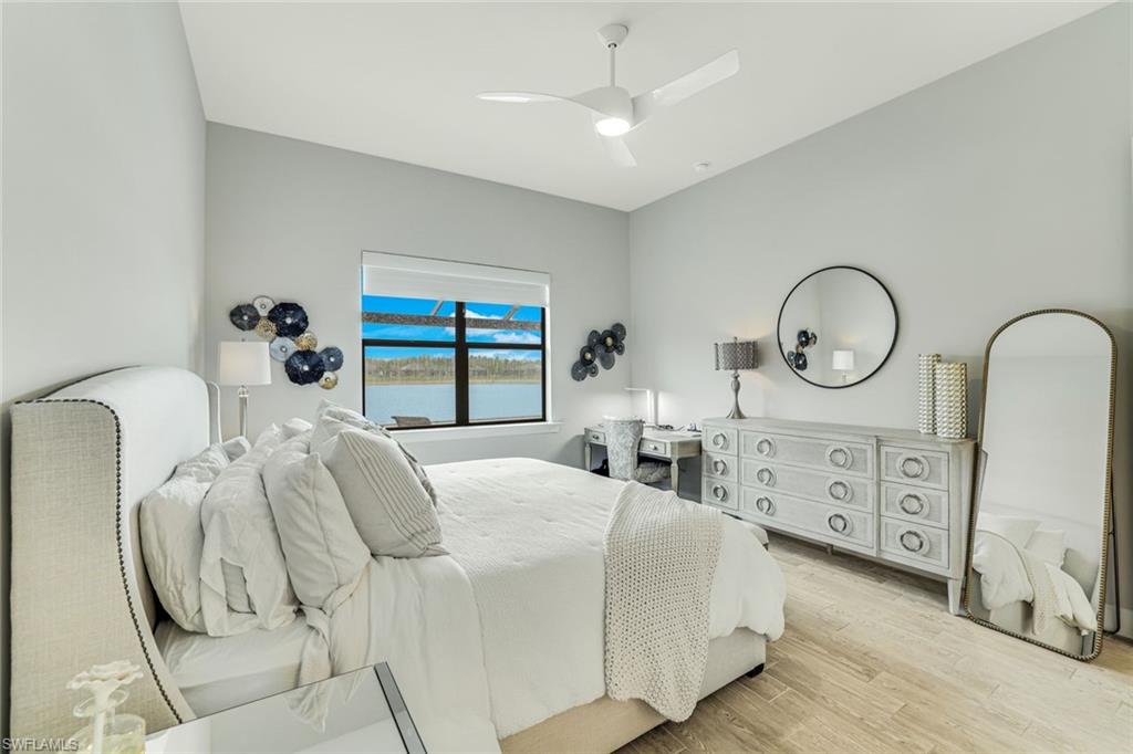 WINDING CYPRESS - Residential