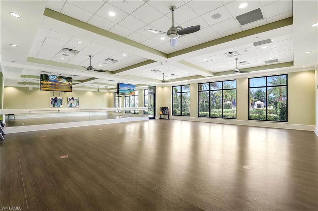 WINDING CYPRESS - Residential