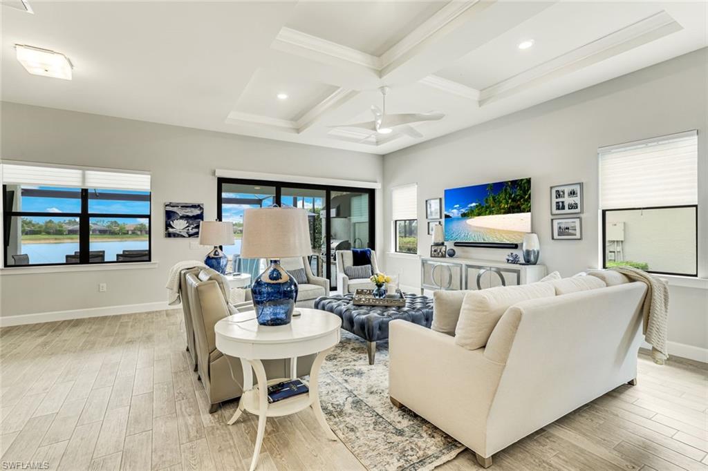 WINDING CYPRESS - Residential