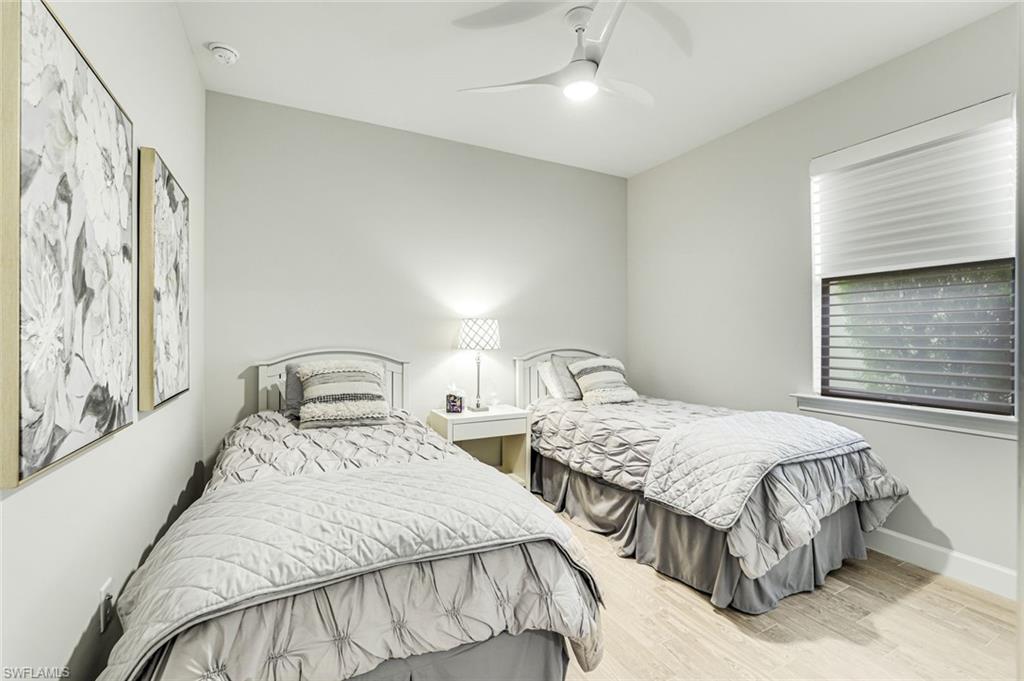 WINDING CYPRESS - Residential