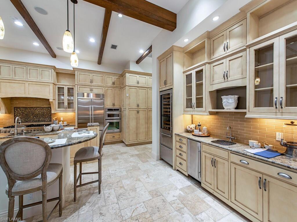 ROYAL HARBOR - Residential