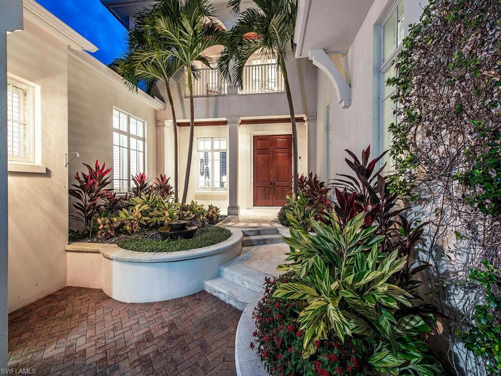 ROYAL HARBOR - Residential