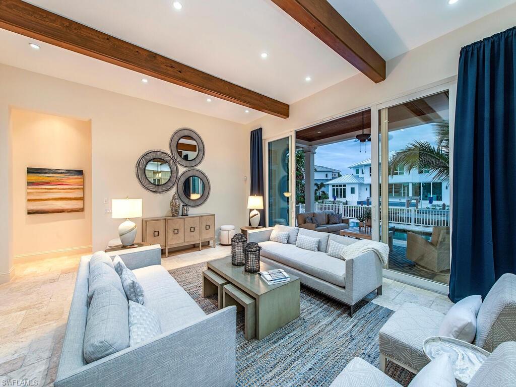 ROYAL HARBOR - Residential