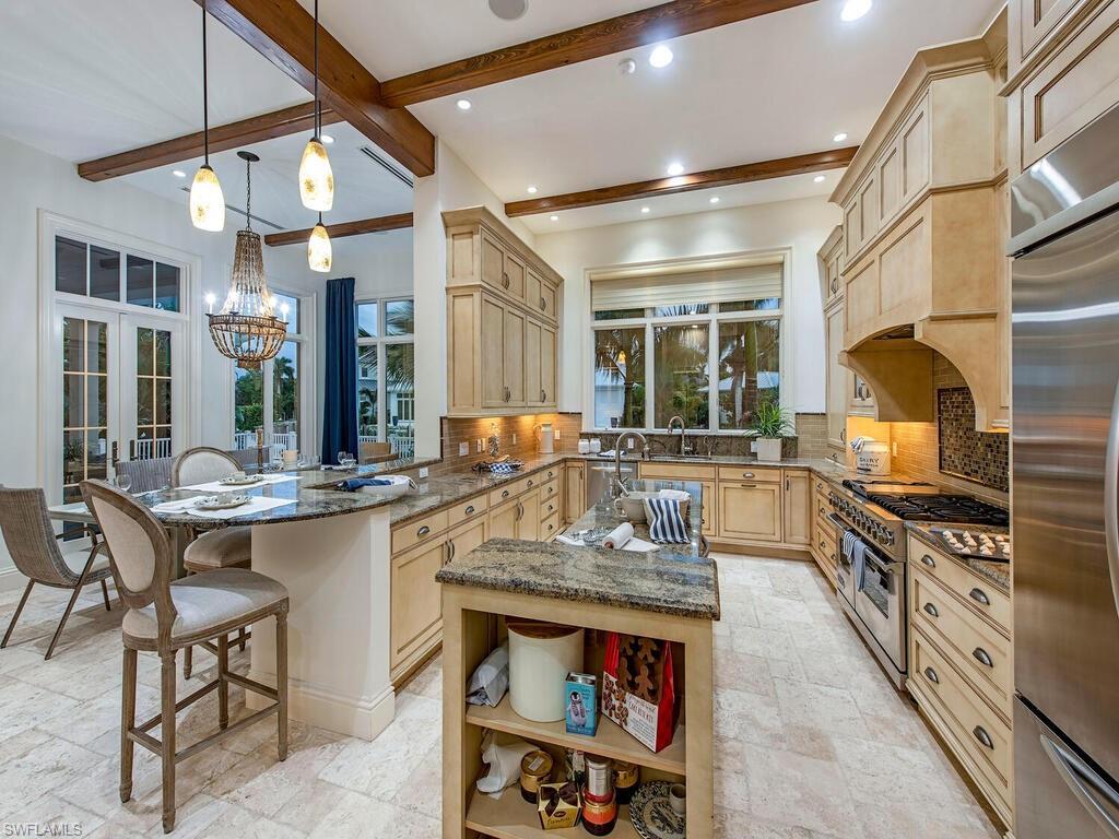 ROYAL HARBOR - Residential