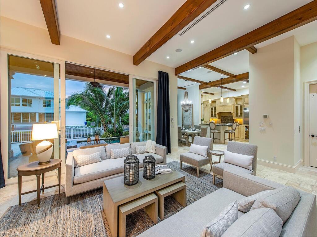 ROYAL HARBOR - Residential