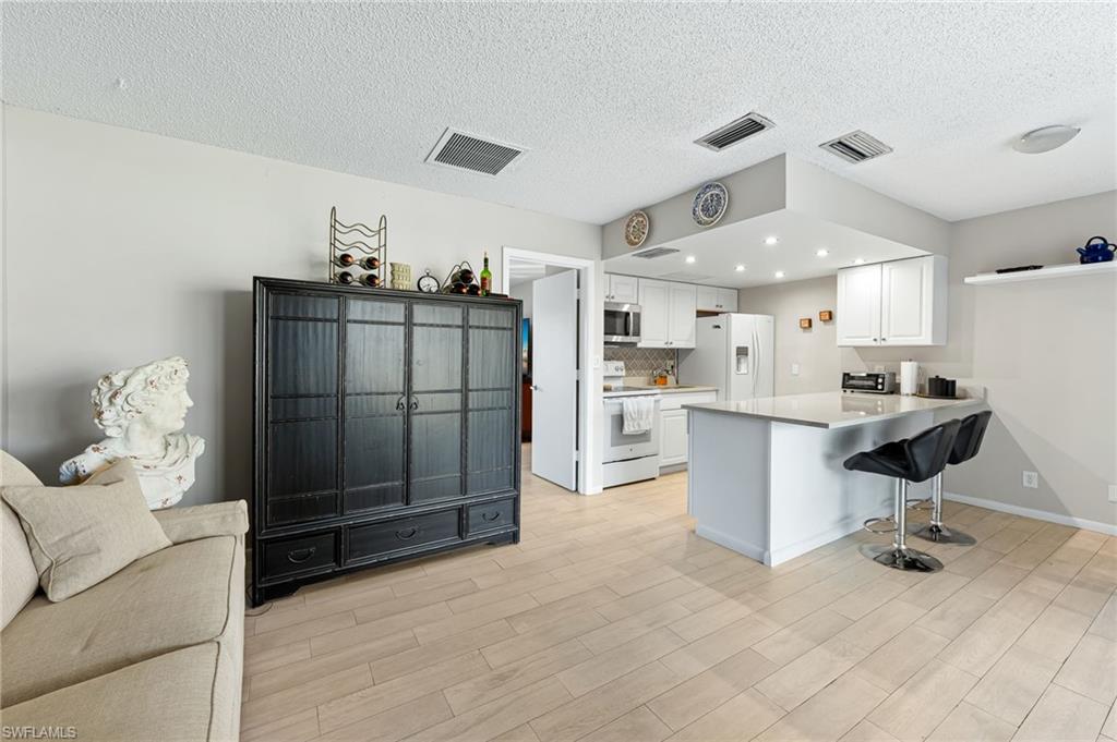 NAPLES BATH AND TENNIS CLUB - Residential