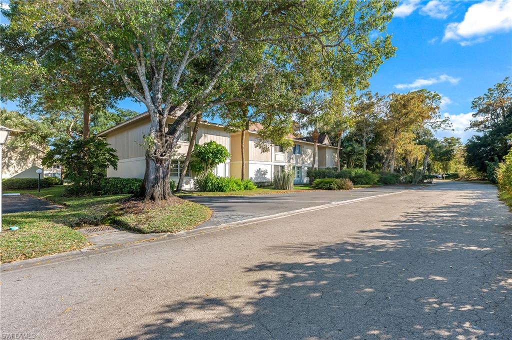 NAPLES BATH AND TENNIS CLUB - Residential