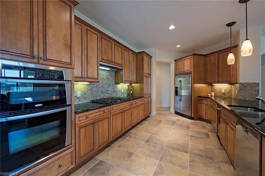 MARQUESA ROYALE - Residential