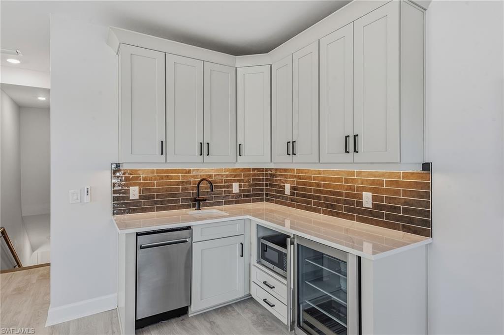 ESPLANADE BY THE ISLANDS - Residential