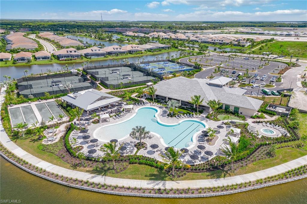 ESPLANADE BY THE ISLANDS - Residential