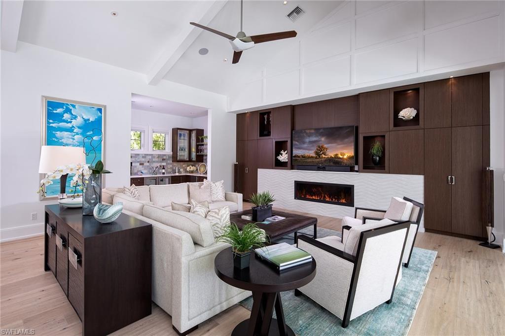 RIDGEVIEW LAKES - Residential