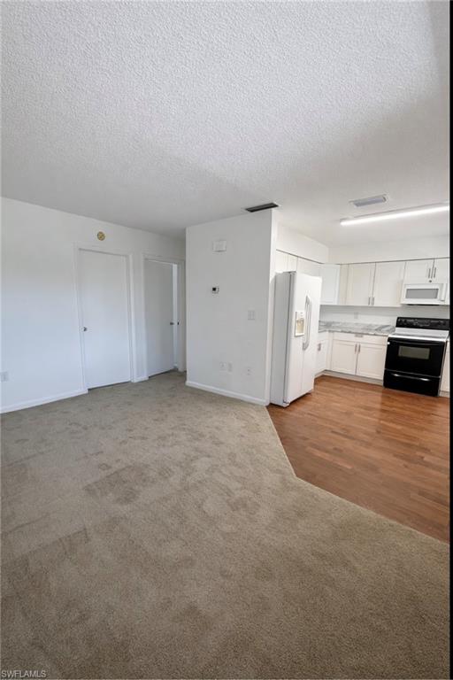 POINCIANA CONDO - Residential Lease