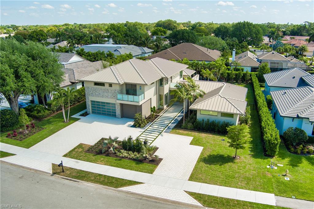 PINECREST AT PELICAN BAY - Residential