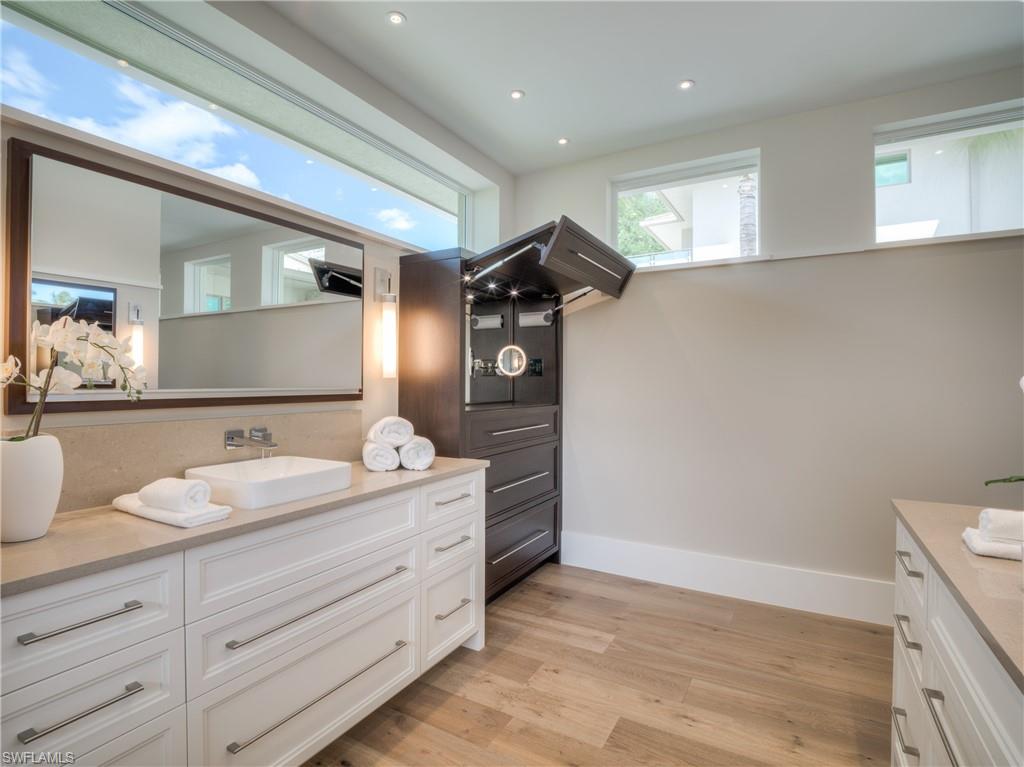 PINECREST AT PELICAN BAY - Residential