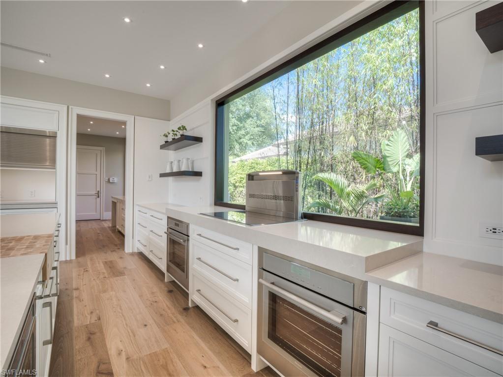 PINECREST AT PELICAN BAY - Residential