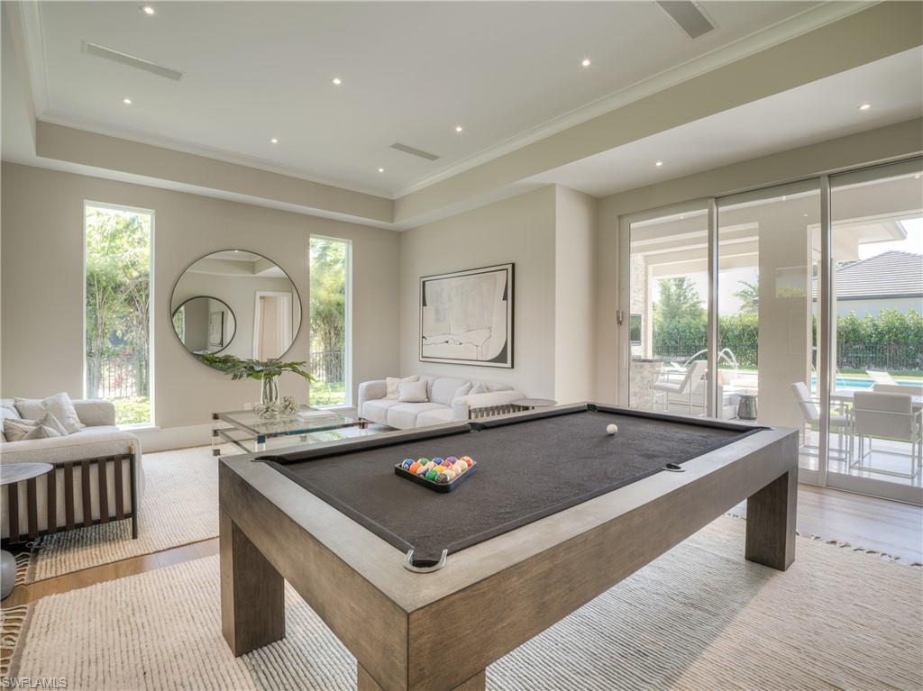 PINECREST AT PELICAN BAY - Residential