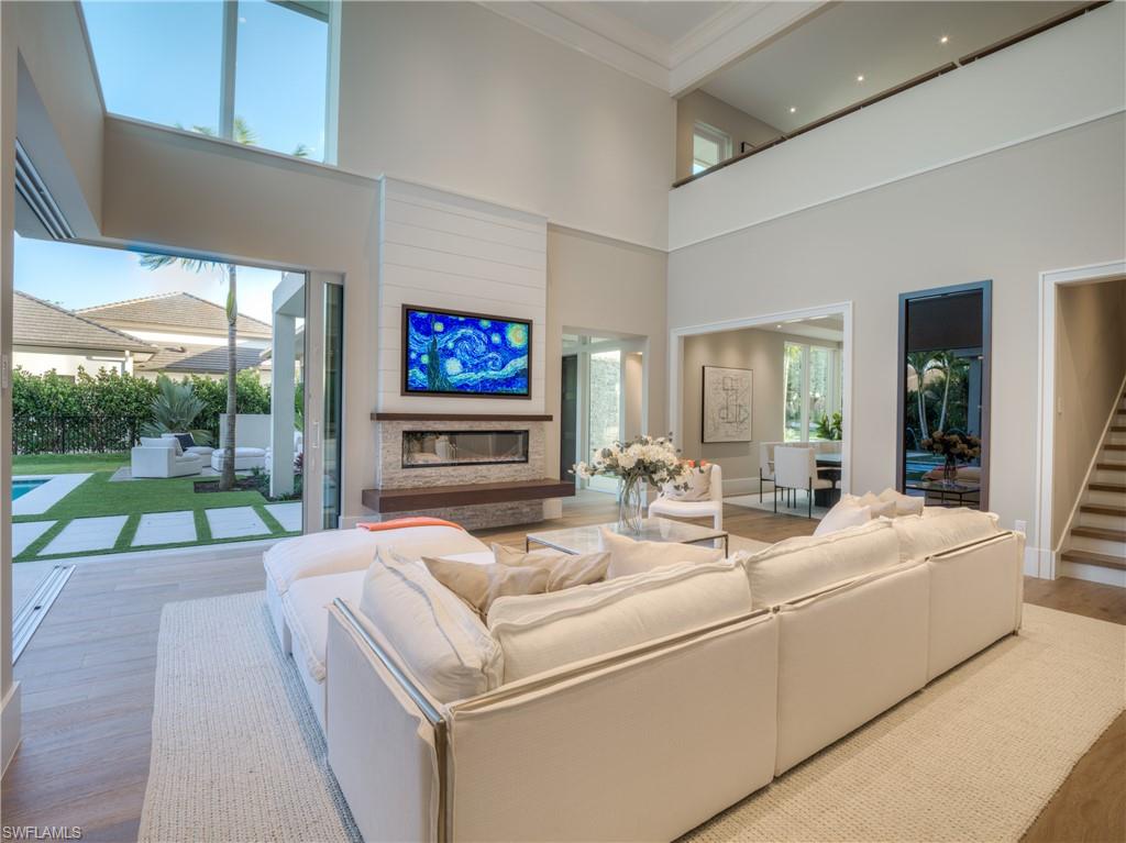 PINECREST AT PELICAN BAY - Residential