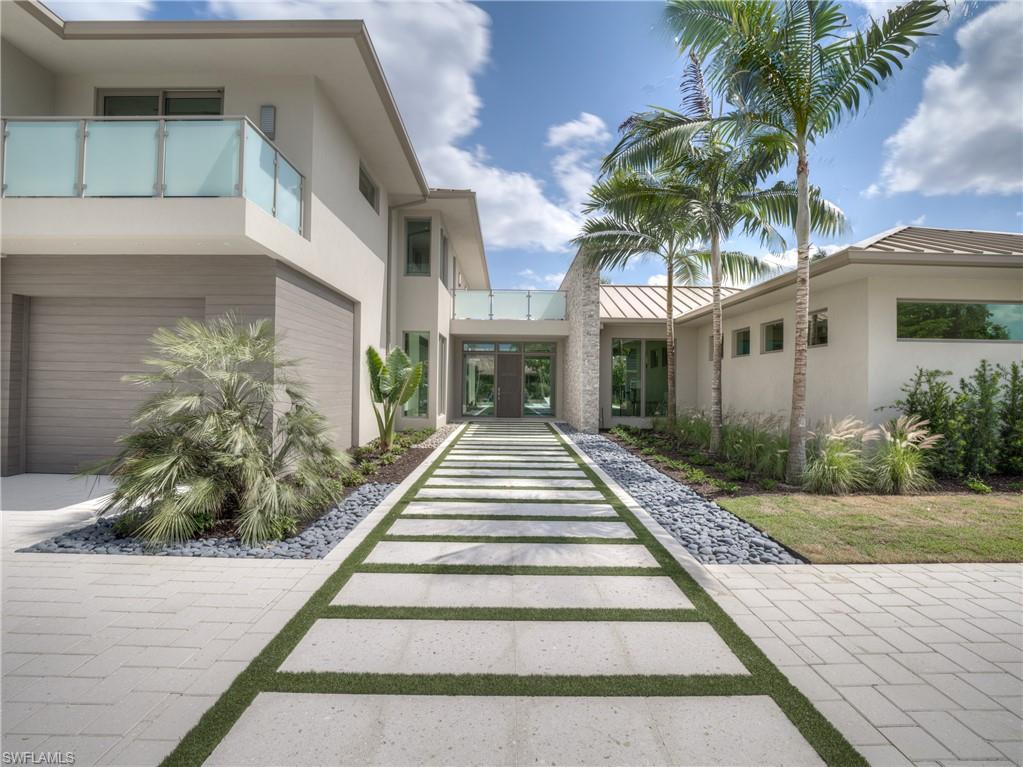 PINECREST AT PELICAN BAY - Residential