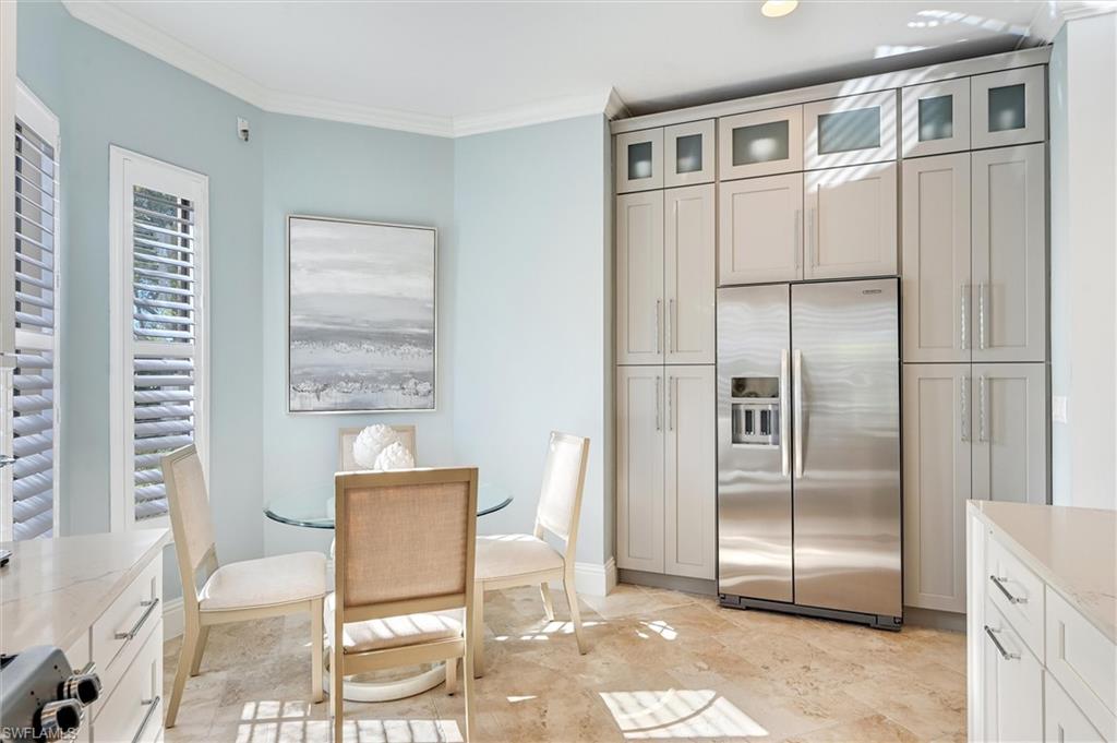 MOORGATE POINT - Residential