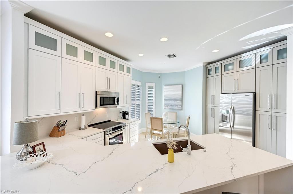 MOORGATE POINT - Residential