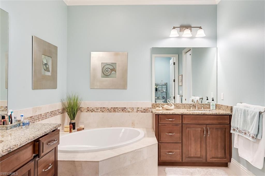 MOORGATE POINT - Residential