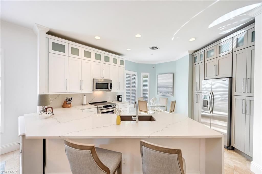 MOORGATE POINT - Residential