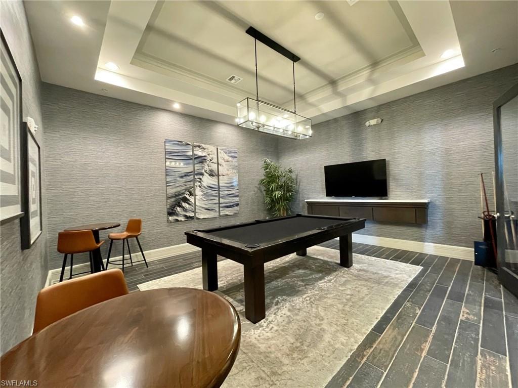 MAPLE RIDGE - Residential