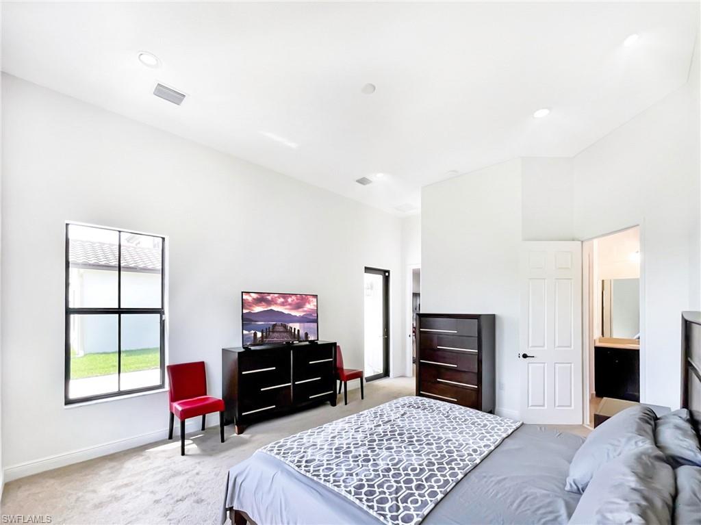 MAPLE RIDGE - Residential